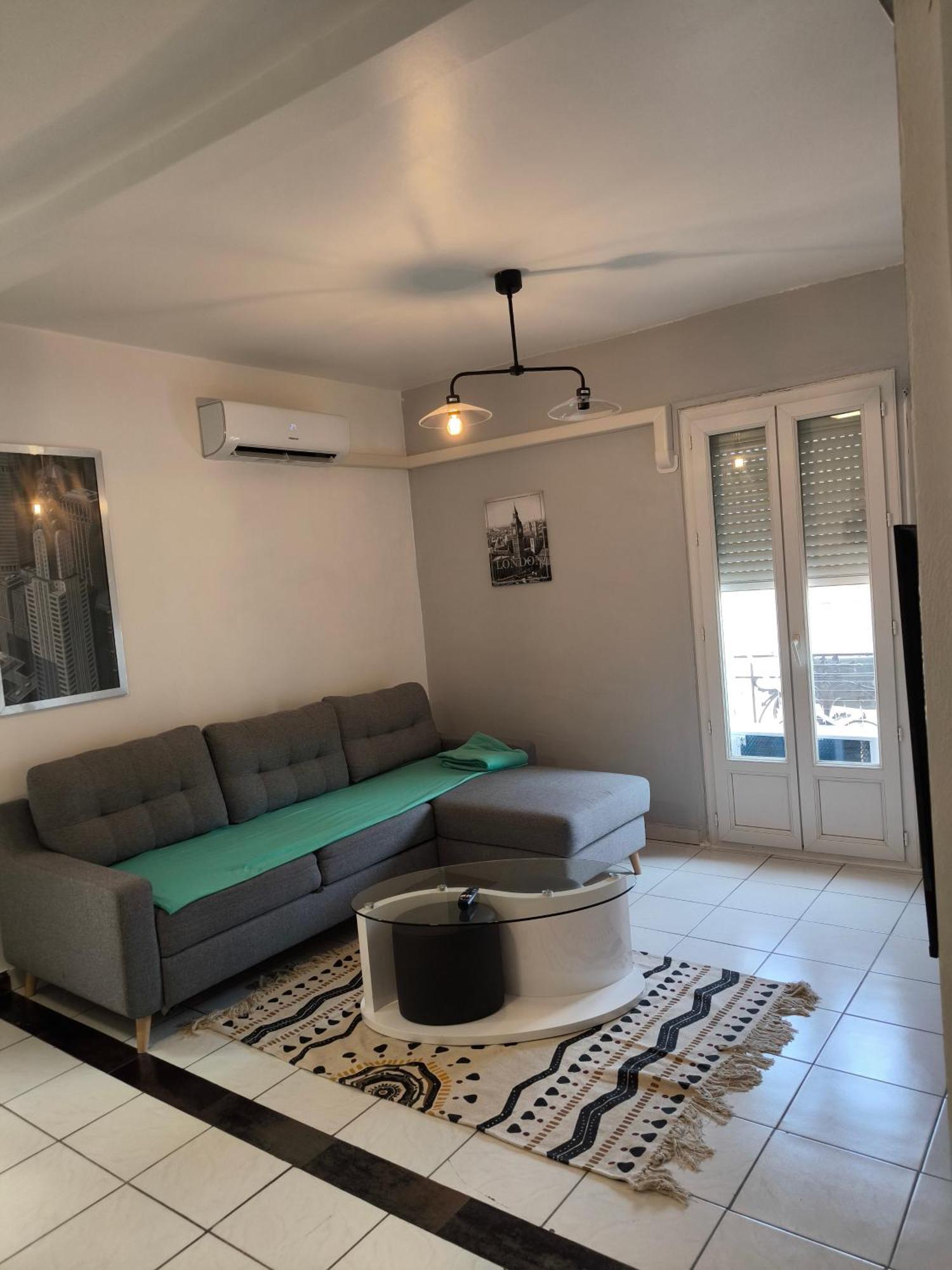 Ferienwohnung F1 200 Metre De La Gare Perpignan Exterior foto