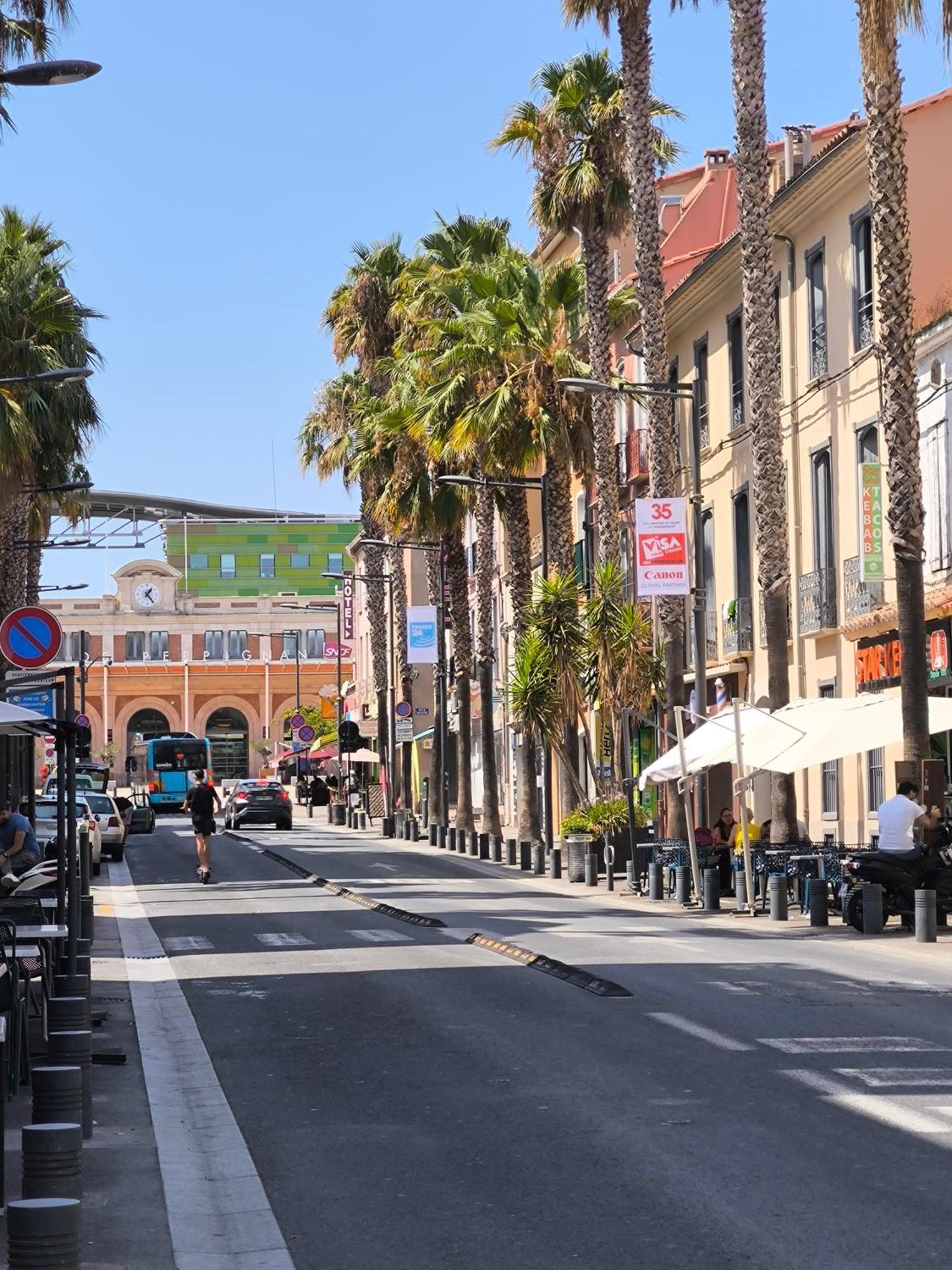 Ferienwohnung F1 200 Metre De La Gare Perpignan Exterior foto